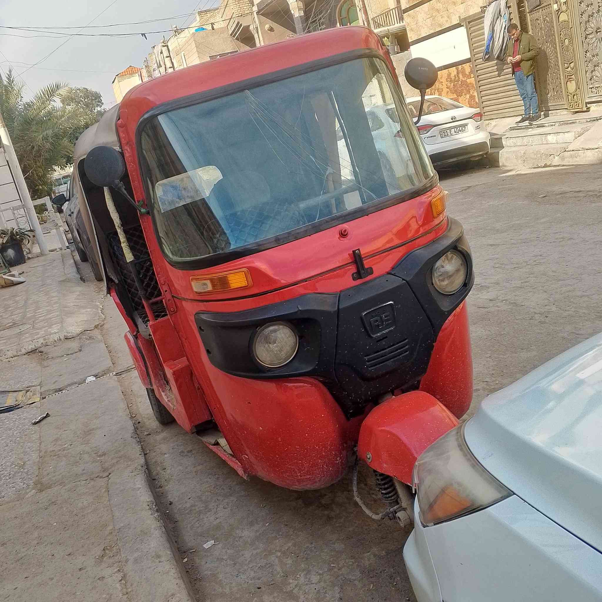 يالله السلام عليكم ورحمة الله وبركاته تكتك 18مكينه مال عشرين إعدامه عامه مسويلها مرتبه من كولشي بيها ظربه زغيره  تجفين جديد تخم تاير كهربايات كولها شغله مكينه خرسه بس كابريترها تعبان يراد تبدأ كابريتر واورها سحب ظاعن الأوراق وسحبتلها وراق اتكفلها حلال وحرام وشرعيات سعرها تلاثه وربع وبيها مجال مكاني بغداد البلديات أي ستفسار هاذ رقمي ***********
