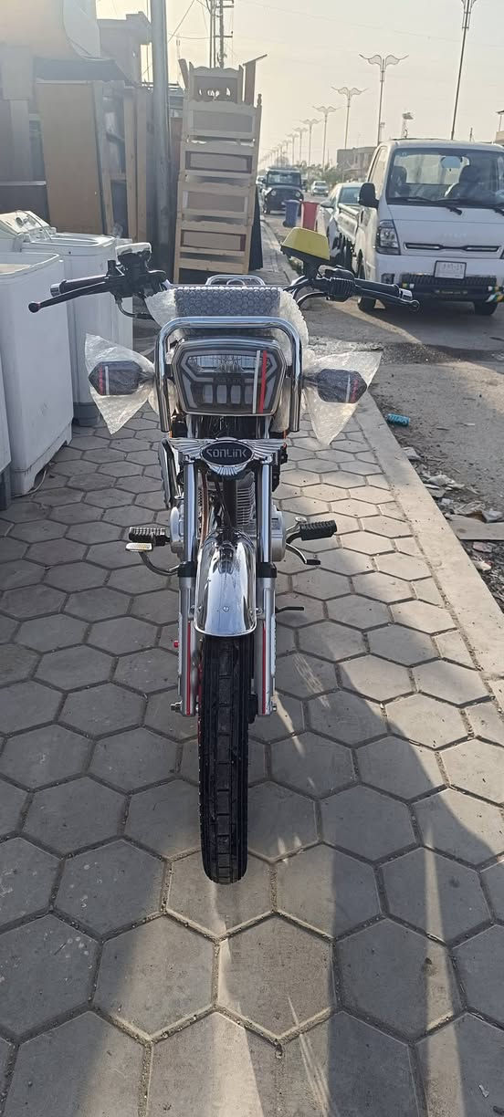 السلام عليكم دراجه تايكر 2025للبيع اوراق العنوان واسط الصويره ***********
