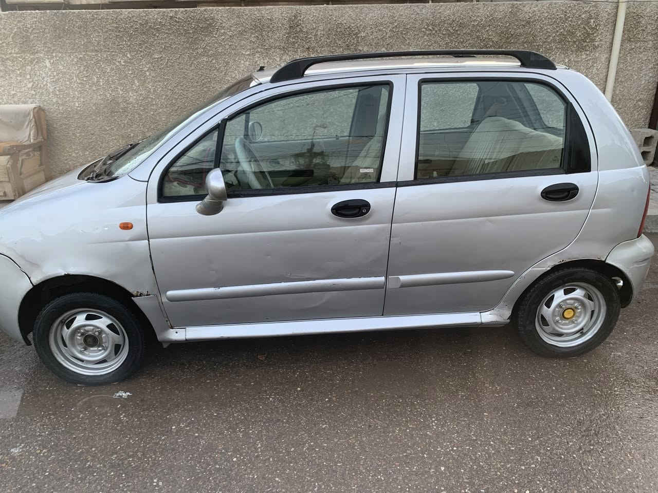 السلام عليكم للبيع كيو كيو 2010 مكانها بغداد الدوره للبيع مكينه وكير حلوات كير اوتماتيك بينهه نواقص بسيطه جداً رقم بغداد الدوره صاحبهه موجود شرط التحويل السعر 22 وبيهه مجال جداً بسيط للاتصال ***********
