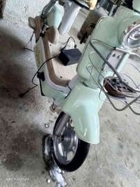 دراجه شحن لبيع بيه عطل بل كهربائيات ما نعرف شنو بس من انحطه علا شحن تش...