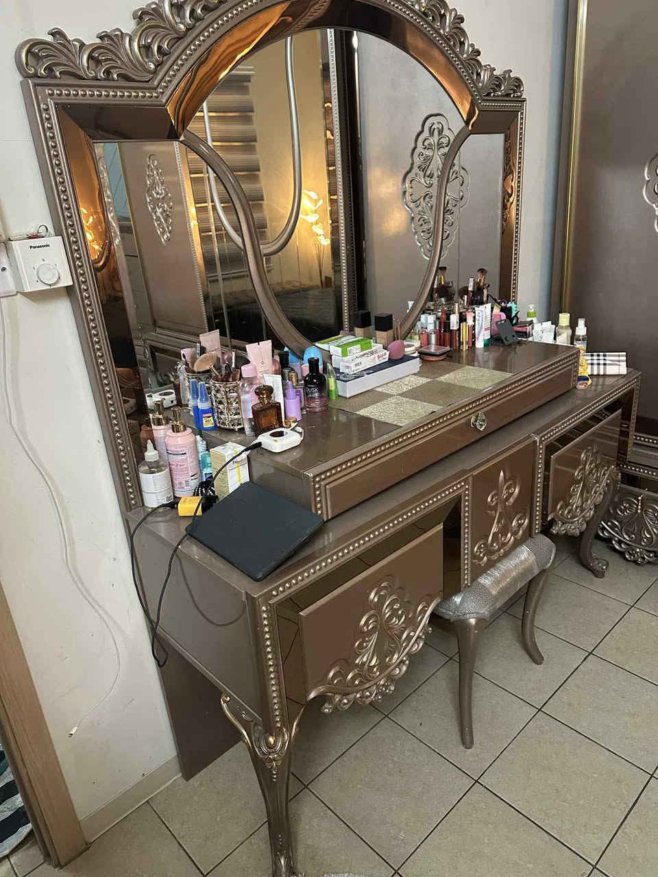 غرفة نوم كامله زان مصري جديده بسعر 800بيه مجال قليل للشراي
