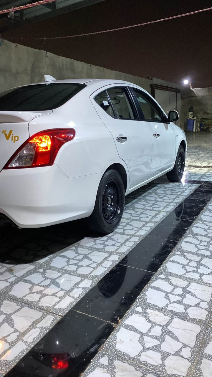 نيسان صني هندي بليته الزرگه سياره اقصاد استقطاع مباشر راعيه بغداد ذهب كلش انسان طيب وجاهز وكاله باسمك . السياره جديده استخدام شخصي ماشيه 28 قابل للزياده السعر 115 وبيه مجال مكاني البصره شط العرب *********** اتصال فقط وانه خادم للشراي البصرة, العراق
