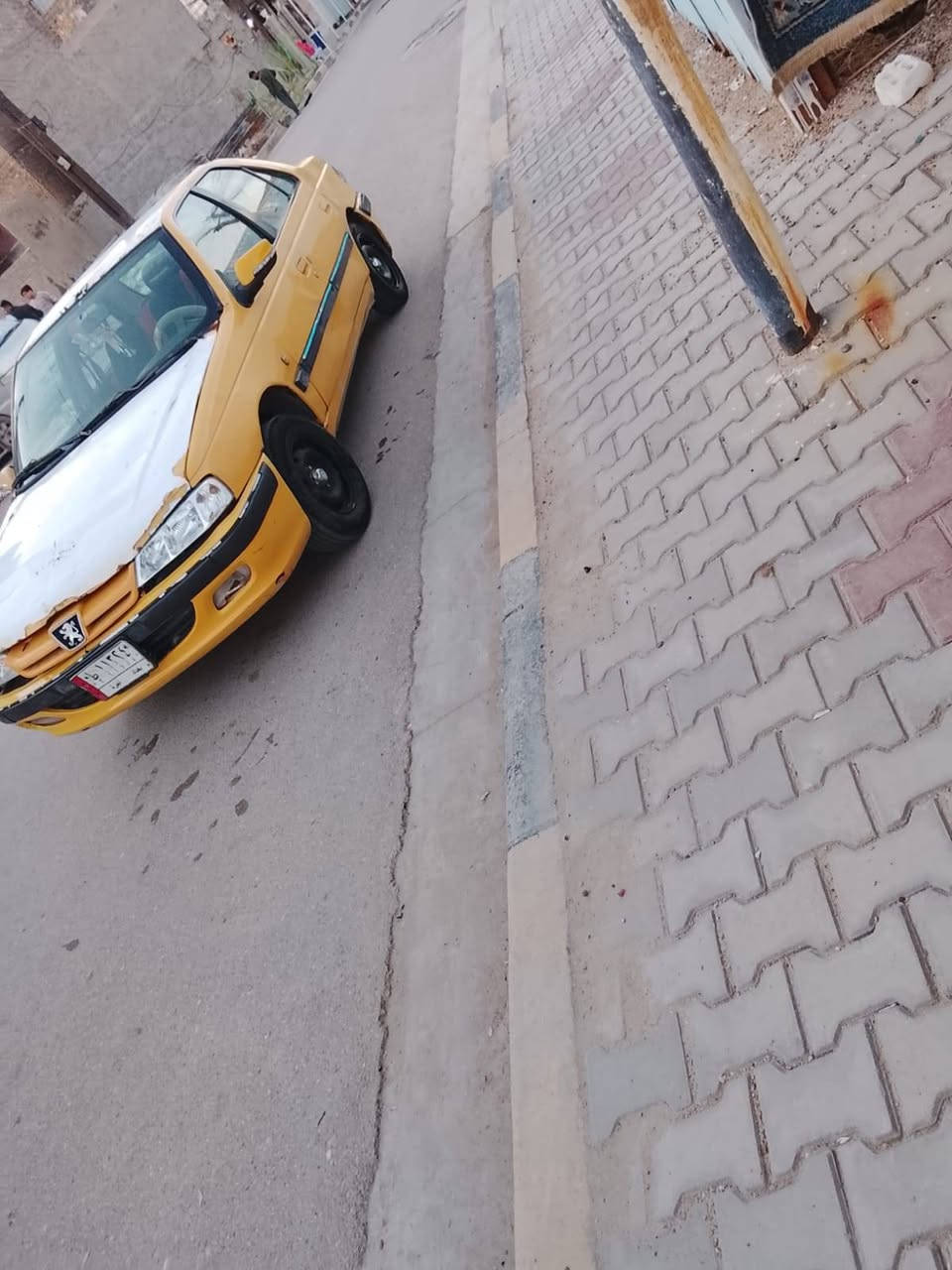 السلام عليكم بيجو باص 2010 جير مكينه مقفولات كفاله السياره لا ضربه ولا صبغ خير من الله راعيها ما اندله اتكفل سرقه وعشائر سياره جاهزه حتى جابرين شغاله رقم بغداد مكان السياره بغداد سنويه 28 السعر 15 بيها مجال قليل ***********
