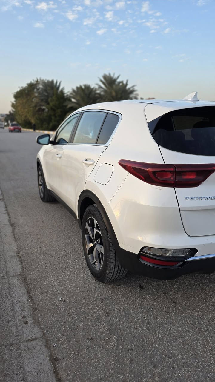 السلام عليكم من رخصة الادمن المحترم
سبورتج موديل 2022 البيع المواصفات تحكم سترن كامره دواره رادارات السياره مامتعوبه مال بيت او جديده ماشيه 40 الف السياره بيها خشم الجاملغ صبغ والباقي كوله مكفول مكام السياره كربلاء طوريج رقم السياره ربيل دولي الجديد والسعر اتصل بصط عيوني تدلل هذا رقمي ***********
