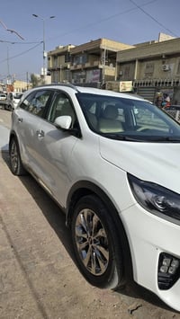 للبيع مستعجل سورنتو 7 راكب سياره جديده ماشيه 85 مكفوله كفاله عامه تحوي...