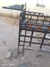 محجر للبيع نضيف كلش سعره ٣ اوراق وبي مجال للاستفسار الاتصال07852021716