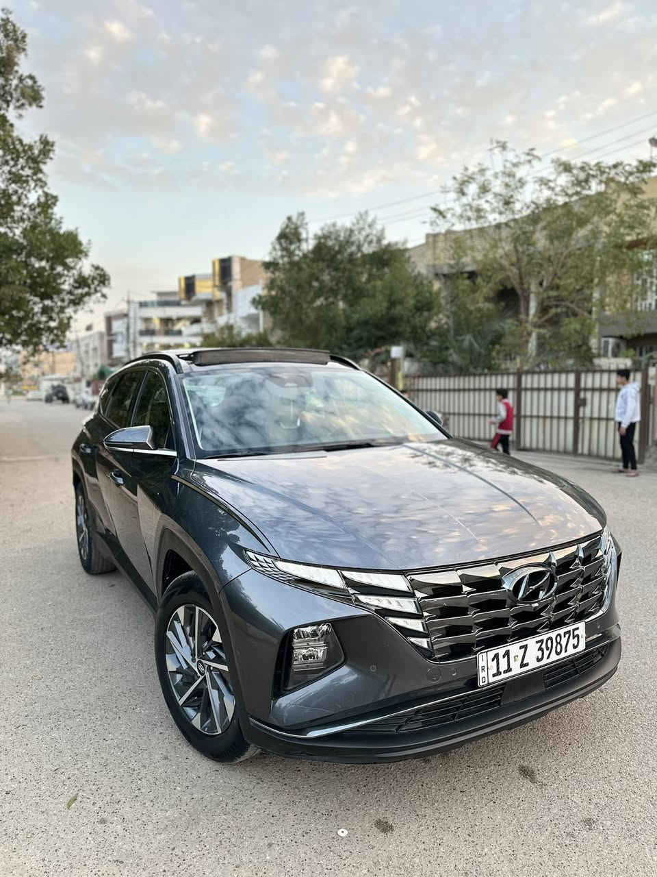 السلام عليكم
توكسان (Limited VIP) اعلى فئة بالهونداي 🔥
موديل 2023 هايبرد رقم بغداد دولي 
ماشية 30 الف / محرك وكير بلاديات 
صور الحادث والسونار مرفقة مع الصور 
المواصفات 1/1 ما تحتاج شرح واضحة 
مكاني بغداد البلديات السعر مناسب جداً 174 

للاتصال بالرقم فقط : ***********
