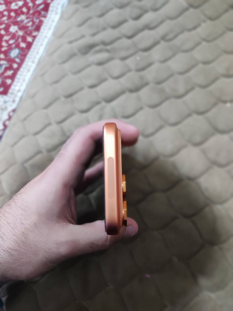 17برو ماكس ايسم 256
كيبل ممفتوح
مشحون 70 مرة 
وياه حافظات 2
كامل مكمل 
السعر 1800 وبي مجال قليل 
*********** 
مكاني مدينة الصدر
