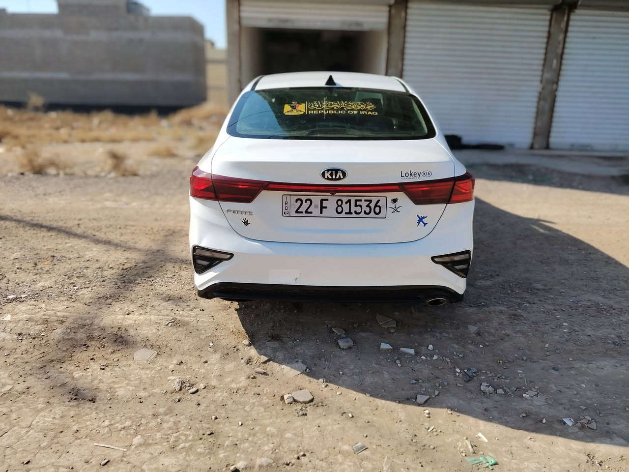 سياره فورتي 21 امريكي
ماشيه 95 مايل
حادث موضح بالسونار 
بيهه بارد بالحاملغ الخلفي على كد شبر 
سياره بيهه راجز ومبدل كازكيت 
الكير فقط مبدل جنبه لاغير 
السعر 132
العنوان بغداد الغزالية
***********
