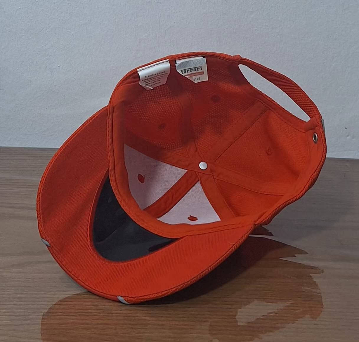 ماركة Ferrari اصليه وكاله
قياس M
سعر 25
*********** واتساب مسنجر
يوجد توصيل

