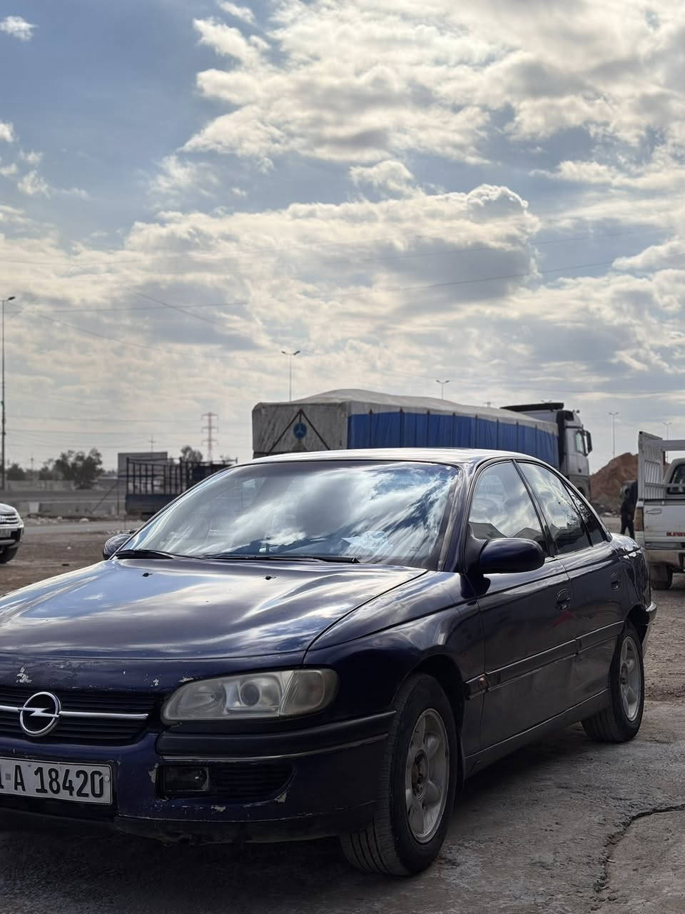 سلاام عِليكم ، من رخصه الاأدمن ✋🏼
أوبل أوميكا بزون 1995 
رقم سليمانيه بأسمي
مكينه 2.0 بلادي
كير اوتوماتيك
السعر38
مكان السياره بغداد الراشديه
رقم الهاتف ***********
