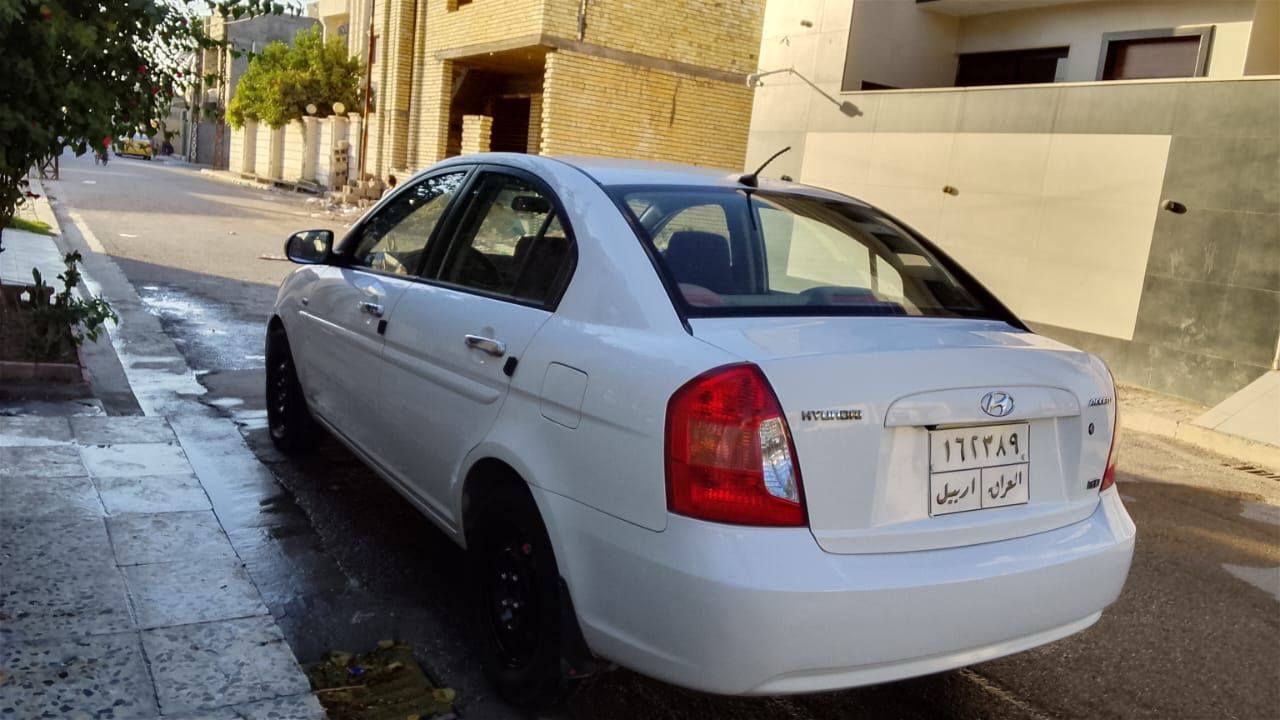 السلام عليكم
سياره اكسن 2011 ماشيه 280 

وارد خليجي سياره مابيها ضربه مجرد شخوط ومصبوغه للجماليه ومابيها معجون السياره سنويه باسمي السعر 90 ورقه ***********
