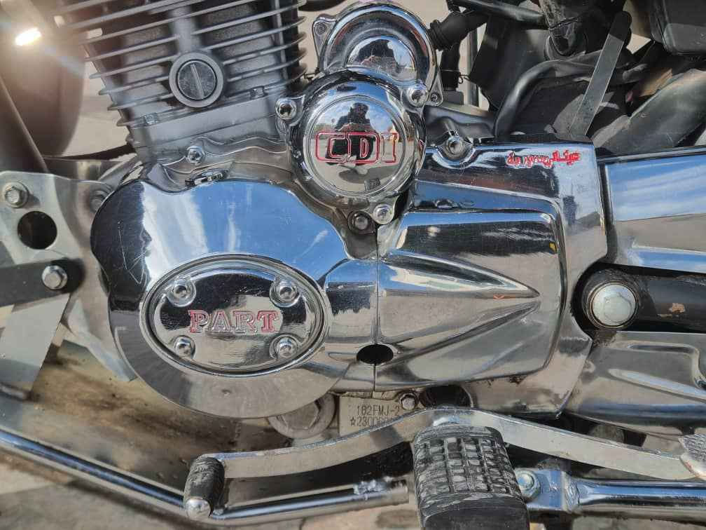 السلام عليكم 
بارت عيتاني اصلي 2023 مع منفيس.. وفاتورة الشراء من الشركة 
الدواليب توبلس والخلفي مبدل جديد
مطلوب 450 $ دولار (قفل)
للتواصل *********** أربيل, العراق
