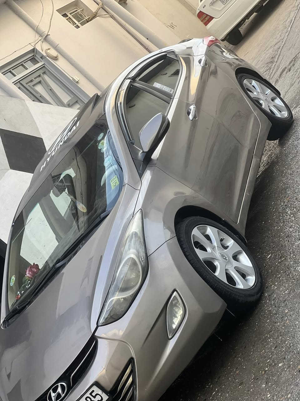 سياره النترا 2012 فول موصفات بصمه وبواب بصمه كير  شرط  محرك 18شرط سياره بيها أربعا قطع صبغ فقط بدون ضرر  جدد سنويا وهزا سياره بسمي***********(***********
