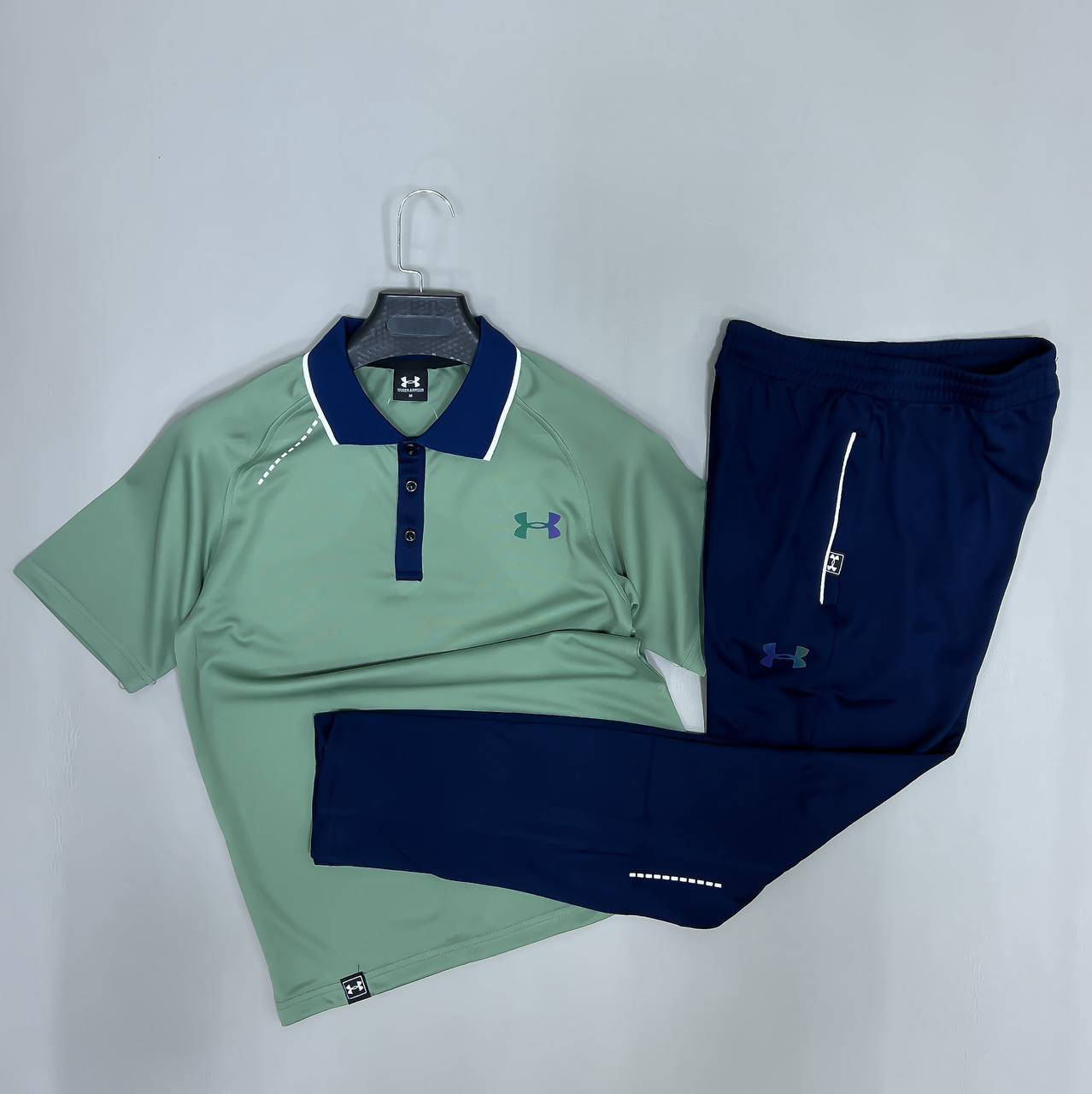 تراك ستن درجه اولى ياخه 
القياسات M L XL XXL 
الشد 16 قطعه 4 الوان 
سعر الشد 176 الف


**إذا كنت صاحب هذا الإعلان وتريد حذفه لأي سبب، رجاءا أرسل رسالة إلى الدعم الفني**