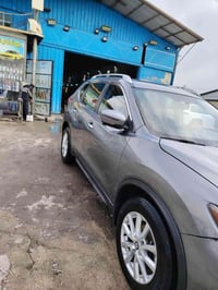 نيسان روك • ٢٠١٧ • فول مواصفات