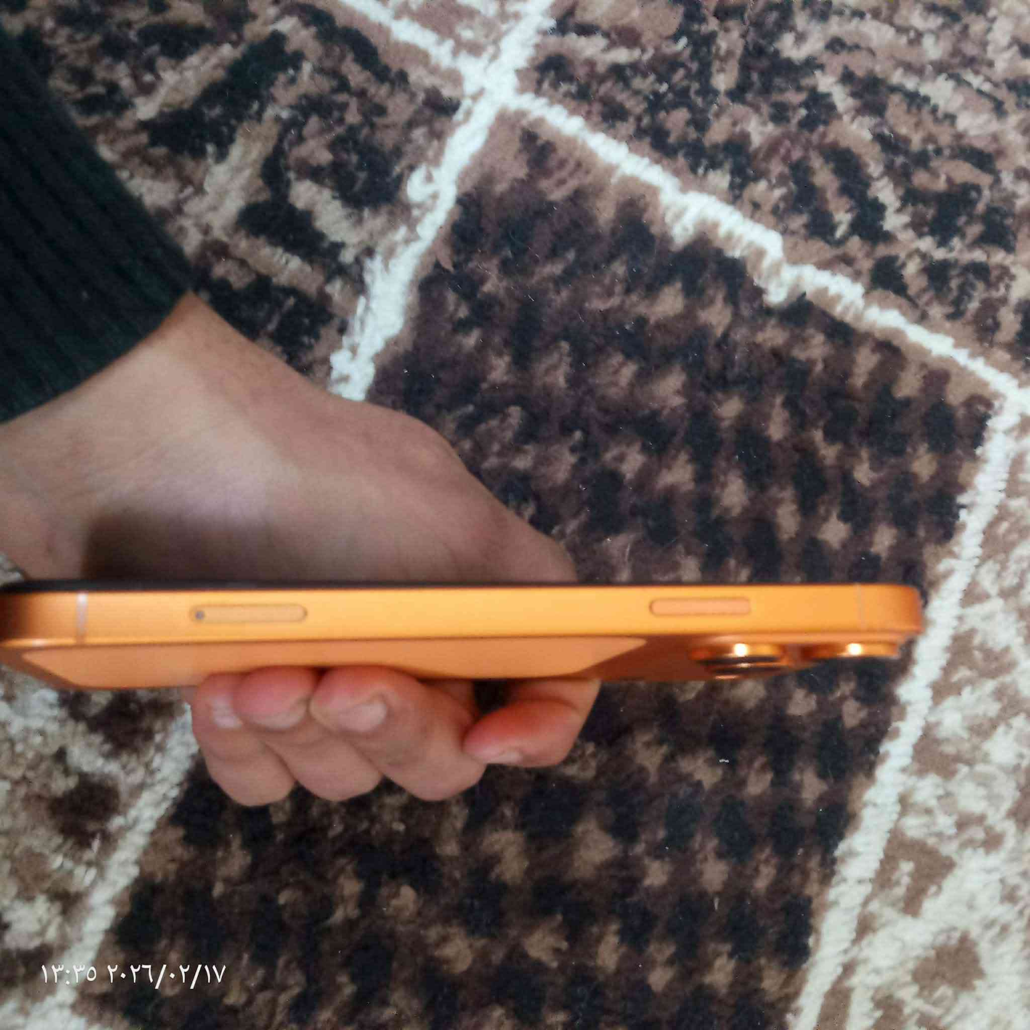 السلام عليكم اكس آر  محور ١٧ ذاكره ٦٤امبدل بطاريه شرط اليه البطاريه ٩٢ الباقي كلو نورمال فيس إيدي شغال شرق اوسط السعر ١٨٠ وبي مجال  بي فطر بل لمس  خفيف حيل ما اثر عل لمس رقم الهاتف ***********
