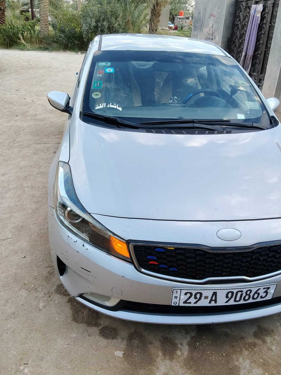 سيراتو مديل 17
بيه تجه ع جهت السائق بدون تكم  قمارته تعديل بدون دواخل ورش جهت السائق بدون فتح وتبديل ولا حار بيه كير تبريد حداديه كله كفاله مكينه١٦٠٠ مامفتوحه ماشيه ٢٠٨ موصفات نص فول السعر ١٠٢ وبيه مجال *********** مكان سياره رميثه مراوس عادي
