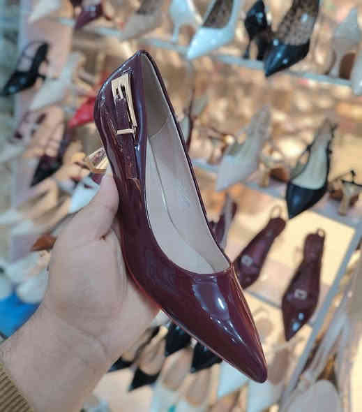 حذاء كوالتي ماستر تصميم جدآ أنيق من احلة الماركات
قياسات من 36الى41 ارتفاع 5سم
يوجد توصيل لجميع مناطق ديالى
واتساب ***********
عنوان المحل ديالى المقدادية حي المعلمين شارع المخضر مجمع العزاوي
