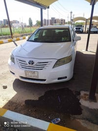 كامري للبيع موديل 2009 سنوية إلى 28 ، للاستفسار 07700309677