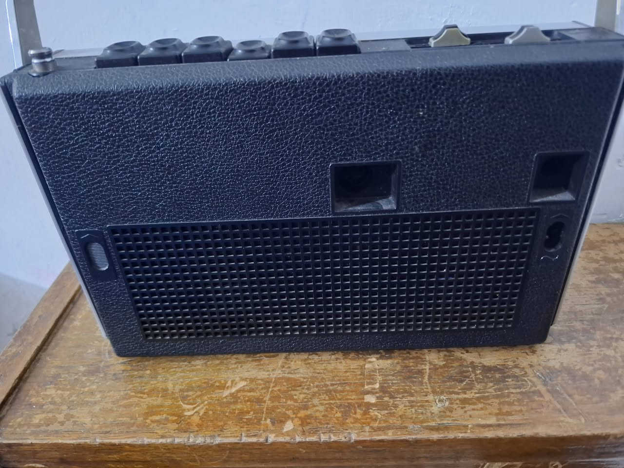 السلام عليكم ورحمة الله وبركاتة للبيع راديونات گروندك


**إذا كنت صاحب هذا الإعلان وتريد حذفه لأي سبب، رجاءا أرسل رسالة إلى الدعم الفني**