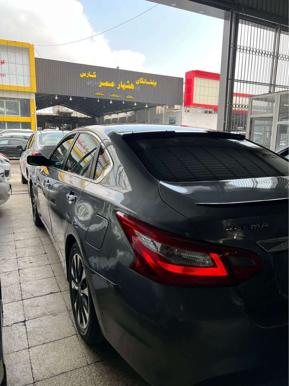 سلام عليكم
نيسان التيما
موديل 2016
يه ك بارجه ي بويه غه پشتي جه مپيكي هه يه
كيرو مكينه و ته بريدو ته قه و ره قه ي بشرت
ئيرباكي به شه رت به ردي كزوزي به شه رت پيشي كه. پسه
بوزانيار زياتر 
***********نرخ ١١٣$مه جاليكي برايه نا 
شوين هه ولير أربيل, العراق
