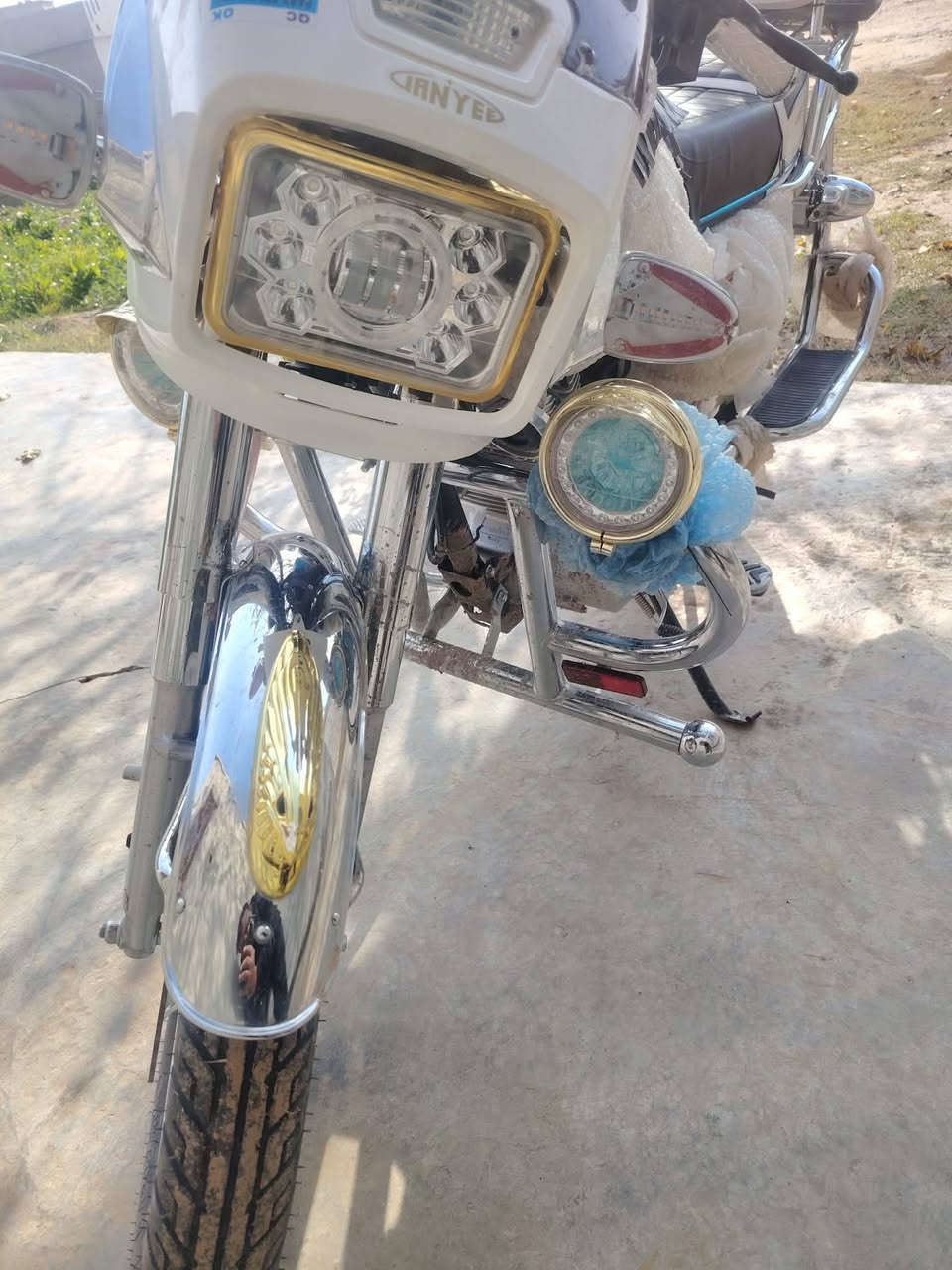 السلام عليكم مكلف مكلف  موطور ابو الكله بعدو جديد التصال على صاحب الموطور ***********              السعر 950 وبي مجال
