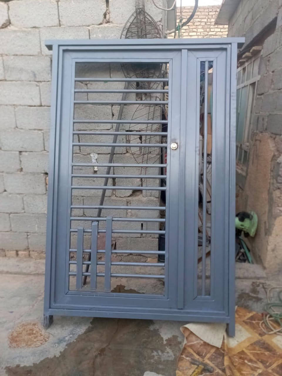 حداد متنقل ❤️داخل كربلاء المقدسه❤️ درج🌹 وجهات وجهات كابون🌹  ابواب شبابيك قمريات قفاصه ميوزه مراجيح كرويتات سندويج جينكو جملونات كلشي يخص الحدادة  ❤️وين مكانك اجيك وبأسعار اتنافسه بيهة وعمل درجه اولى 
😀الخاص مفتوح 😀
***********

 ‏‪***********
