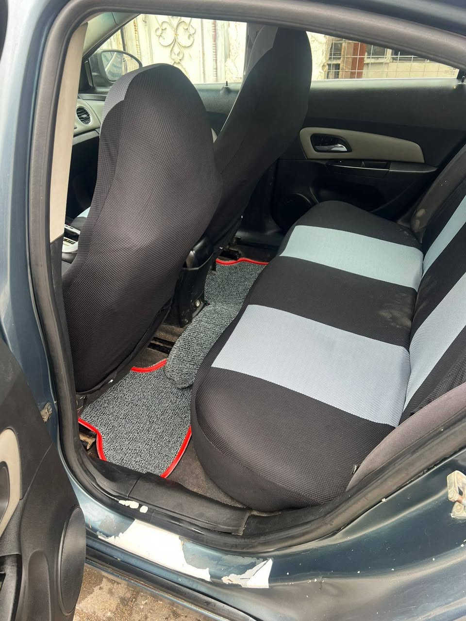 السلام عليكم شوفر ليت اكروز موديل 2012
السياره جاهزه مكينه كير جديده كارتون
حداده جديده تخم تاير جديد كهربائيات كلهه شغاله 
السياره جاهزه ربع ماتصرف عليهه غرفه جديده 
السياره مال بيت ما متعوبه السياره بيهه طخه 
زغيره ومصلحه العنوان بصره السعر 65
للتصال ***********
