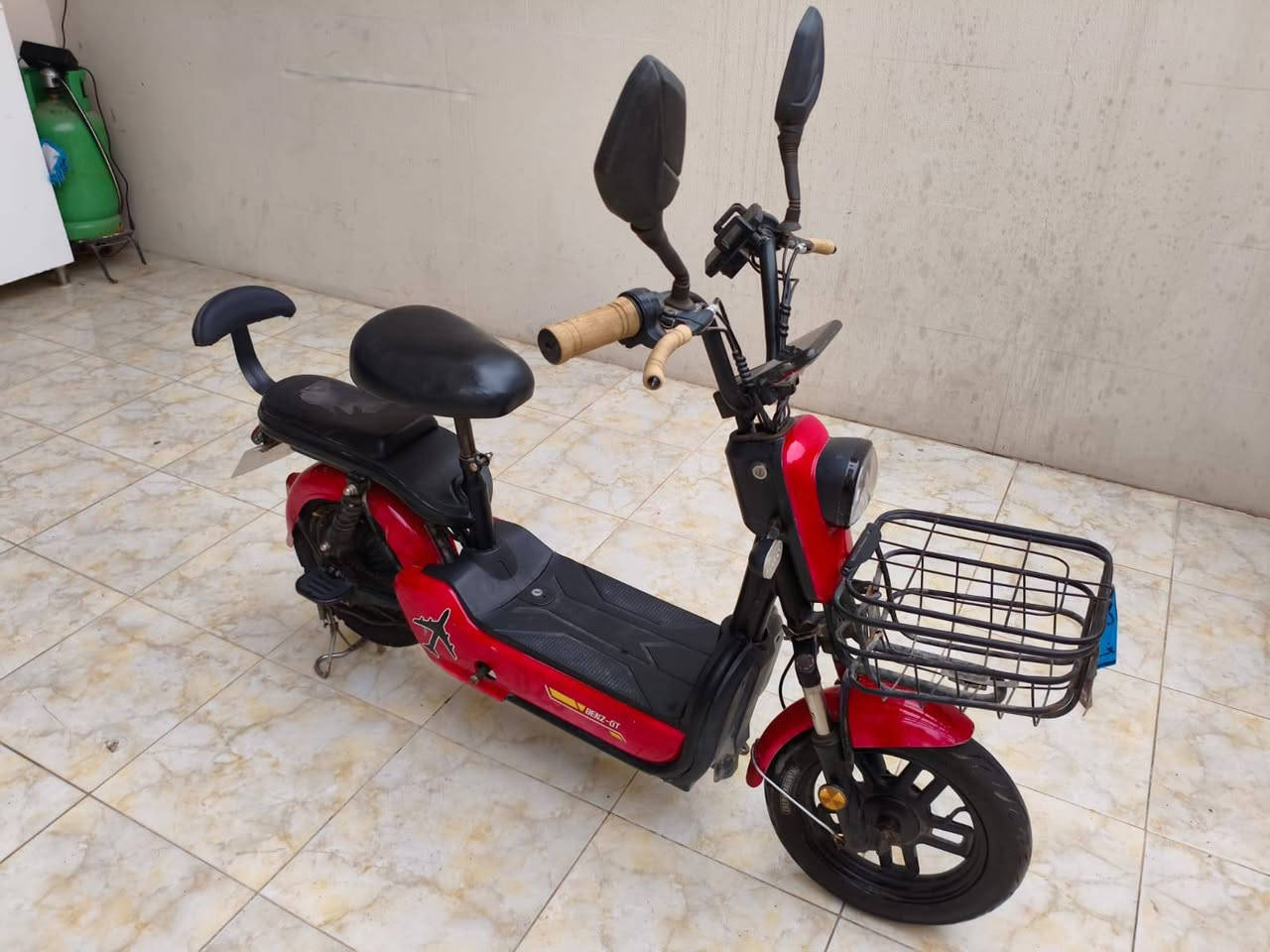 ئەم ماتۆڕ شەحنە بۆ فرۆشتن بەشەرت بێ عەیبی نرخی ٢٥٠ هەزار وە موعامەلە لە کەلار ژمارە مۆبیال ***********
