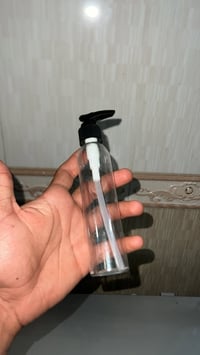 عندي هاي الضاغطات والعلب عندي كميات منهن مناسبة 30الف و20الف للاستفسار...