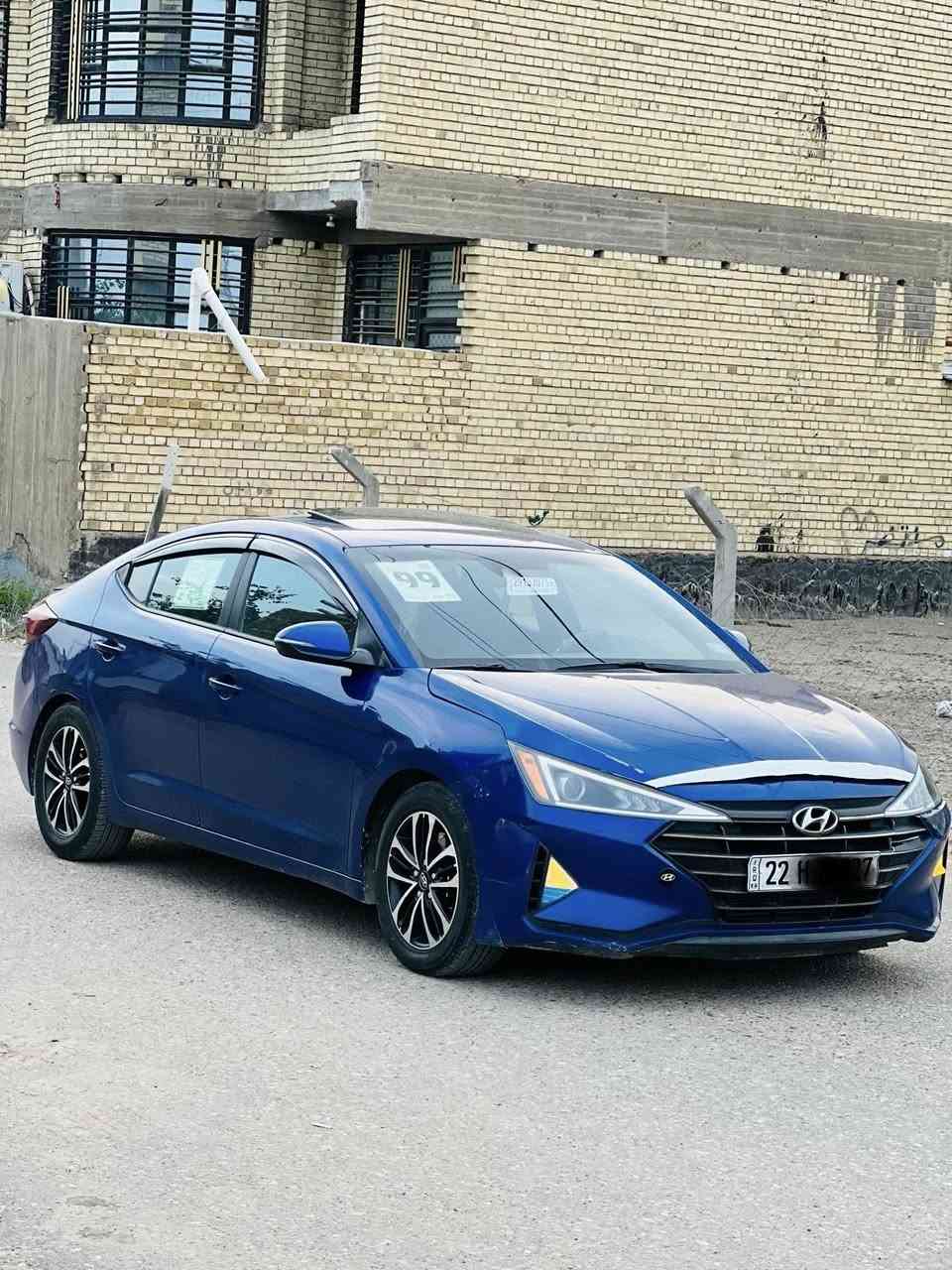 السلام عليكم للبيع النترا سبورت 2020فول مواصفات 1/1
السياره جاهزه كير ومحرك كفاله وحداديه جديده تخم تاير جديد ماناقصها برغي وارد امريكي بيها 3قطع صبغ
السعر 118وبيها مجال للشراي 
بدون ايرباك بدون دواخل 
اللاستفسار ***********
الشراي يتصل ويدلل👆👆
مواصفات 
شاشه تحم استيرن جهتين 
شفتات بل ستيرن 
بصمه  +بصمات ابواب 
كزوز رياضي
كشنات جلد تدفه تبريد 
وباقي المواصفات معروفه
