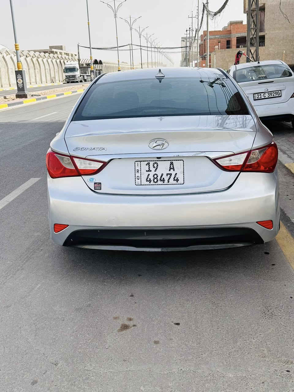 السلام عليكم سياره نوع هونداي سوناته  موديل 2014  وارد امريكي مكينه 2400  كفاله شواصي ولغود مكفوله من ضربه كفاله كير مكينه تخم تاير  حداديه خير من الله  باتري جديد  كشن كهربائي جلد تدافه وتبريد   ب الكشن  رقم كربلاء انگليزي تحويل مباشر  سنويه وهزه جديده       بل عافيه ع ياخذه ربع مذب  عليه جاهزه ع الاخيررر مكان السياره كربلاء.   السعر 105 وبيه مجال للشراي.    الاستفسار.  ***********
