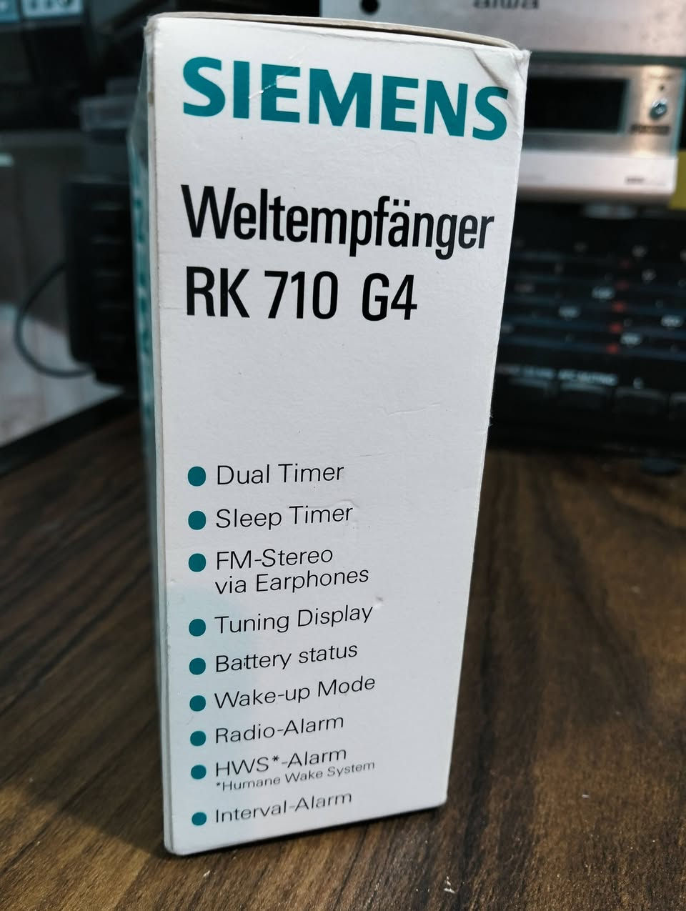 راديو سيمني الاماني
إنتاج المانيا تاريخ الصناعه 1992
جهاز جديد بالكارتون مع جميع الاوراق والكتلوك 
مع سماعة الأذن الاصليه وحافظة الجهاز الاصليه 
متعدد الموجات 10 موجات مع FM 
يعمل باتري قلم عدد 3 
يوجد فديو بالمنشور يوضح التشغيل 
للحجز المراسله على الخاص


**إذا كنت صاحب هذا الإعلان وتريد حذفه لأي سبب، رجاءا أرسل رسالة إلى الدعم الفني**
