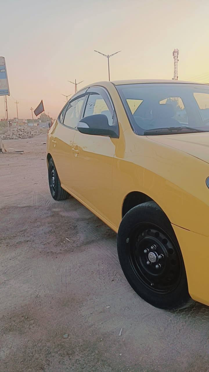 السلام عليكم النترا موديل 9 خليجي السياره مكينه 1600 تبريد حداديه قشر كله جيد جدا شرط السيرفس ما مشتغل بالسياره نظيفه معنى الكلمه واحلى من الصور مكانها بغداد تقاطع النهروان السعر 97 بمجال شيء بسيط لا تخابر والتعب روحك اذا مو شراي ***********
