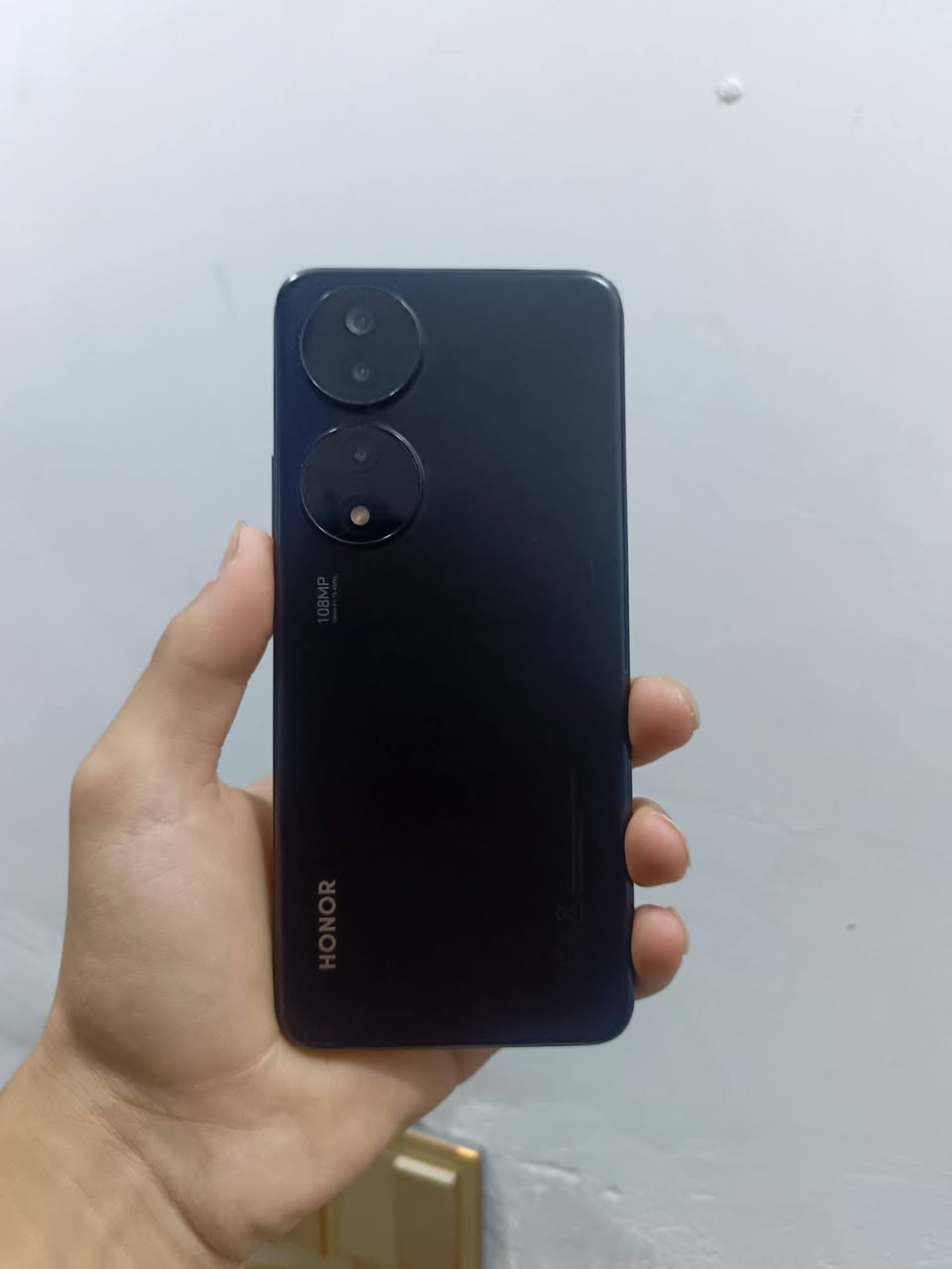 السلام عليكم. لبيع. HONOR X7b
الجهاز نضيف حيل.
ذاكرة 256 كله شغال.
البطاريه 6000.
كاميرات خط نت كله شغال.
بصمات ثنين وجه واصبع بل صفحه.
يدعم 60 فريم بوبجي.
السعر 155 الف فقط. 
مكاني رمادي خمسه كيلو.
إستفسار خاص او ***********
