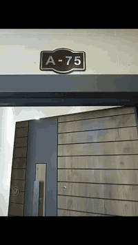 السلام عليكم
شقه للإيجار في مجمع التركي  شارع حيفا غرفتين وصاله  يوجد في الشقه (ثلاث سبالت وكاونتر مطبخ )
نظام سكيورتي 24 ساعة 
نظام كراج داخلي__ كهرباء مولد ووطني داخلي
موقعها ممتاز تقاطع التقاعد الاستفسار مراجعة المكتب أو الأتصال 
أبو وسام +9647709368802 
مهدي ناجي ***********
محمد***********
أو مراسلة الصفحه ماسنجر
لكل جديد متابعة الصفحه
