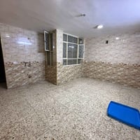 شقه الايجار غرفتين نوم واستبقال ومطبخ ابو دشير بالبدايه الضغط قرب ملعب...