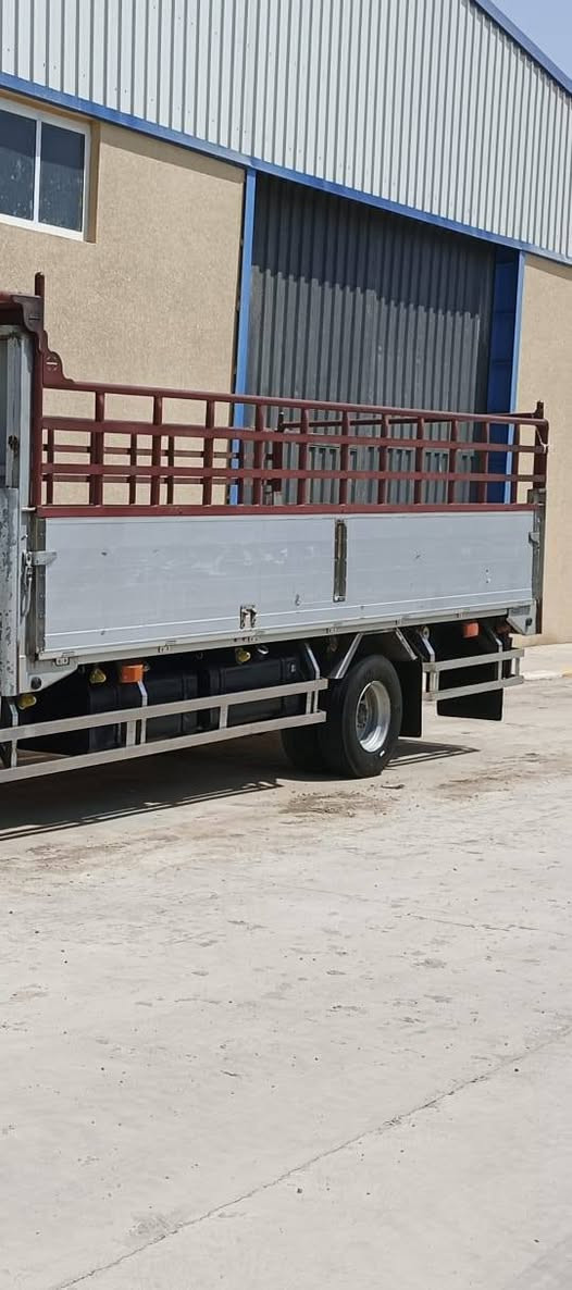 السلام عليكم بدي هينو للبيع بابل الحله ارتفاع 70 
طول6.25 
محجر سبايدرات ستيل كاعيه حديد نشره كامله 
*********** الاتصال علئ الرقم
