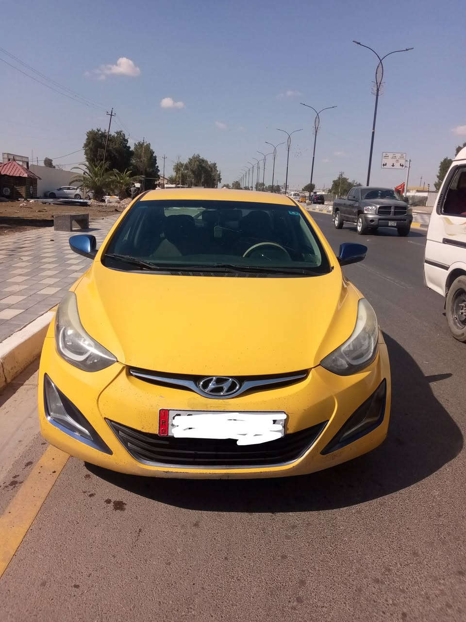 النترا للبيع
الموديل ٢٠١٦
لون اصفر 
أجرة بغداد 
تبريد وتدفا شغال
تخم تاير 
دواخل نظيفه
محرك لوك 
مصفر هيئه 
بيه ضربه جاملق الخلفي صفحه السايق 
السيارة بأسمي تحويل ثاني يوم 
السنويه ٢٠٢٨ 
سيارة وارد امريكي 
السعر السيارة ١١٥ 
الاتصال على الرقم ***********
