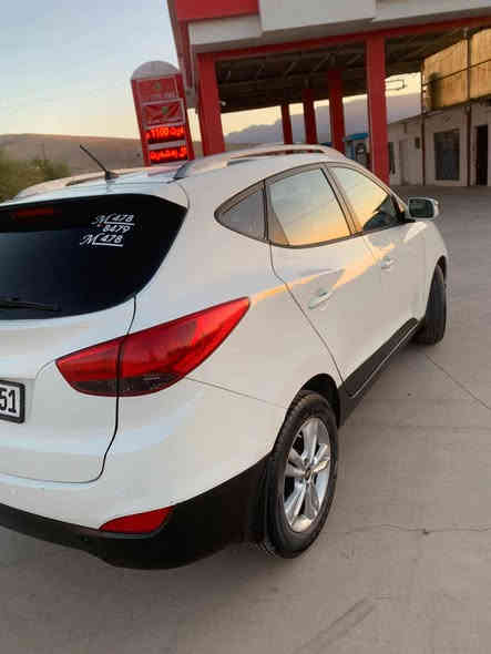 هیۆندای کۆری  2011
چوارپارچەی تەنیشتی وکەمێک قەپاغ صندوق بۆیاخ بێناوگرتن ✔
سنوی بەسەرنەچوە ➡
گێڕومەکینەوتەقەوڕەقە بەشەرتە ➯
چوارتایەی نوێ تەبرید بەشەرتە ➯
نمونە لەجوانی زۆرلەوێنەکان جوانترە ✔
*********** ڤایبر،،واتساپ
شوێن شەقڵاوە
نرخ   122 ومجال شقلاوة
