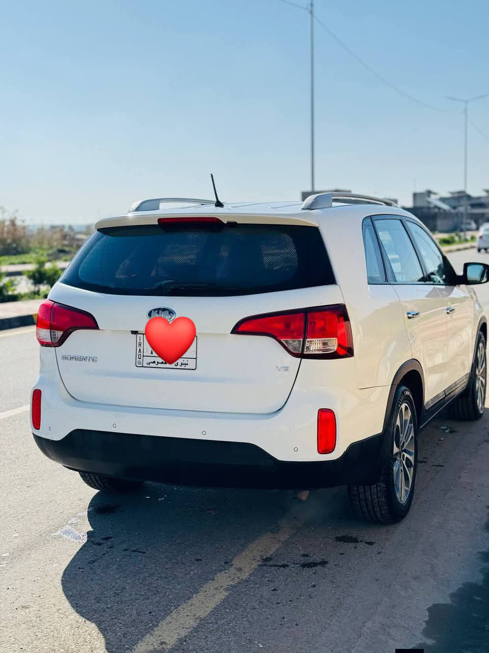 سورنتو 2014 فول عدا سلايت بدون ضرر كلين محرك 6
 بصمه تحكمات اشاير ترحيب كير ومحرك شرط رقم نينوى  السعر190 للتواصل ***********

