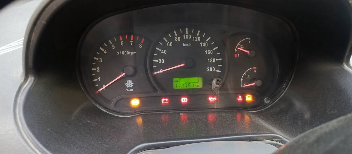 السلام عليكم طيبه موديل 15رقم بغداد مصفره هيئه وغرامات مبدل باب وجاملغ جهة السايق تبريد تدفئه شغال تايرات تخم كامل جدد كهربائيات كله شغاله سياره جاهزه العنوان كربلاء الحسينيه السعر 32وبيه مجال 
***********
