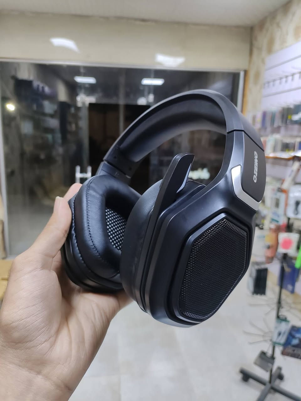 سماعة ozeino ow810
سماعة نوع ozeino ow810 للبيع (تشتغل فقط أواكس لا بلوتوث ولا دنگل)، جان عبالي صوج البطارية بدلتها وهم مفاد فألي يريد ياخذها فقط أواكس سعرها 15 ألف


**إذا كنت صاحب هذا الإعلان وتريد حذفه لأي سبب، رجاءا أرسل رسالة إلى الدعم الفني**