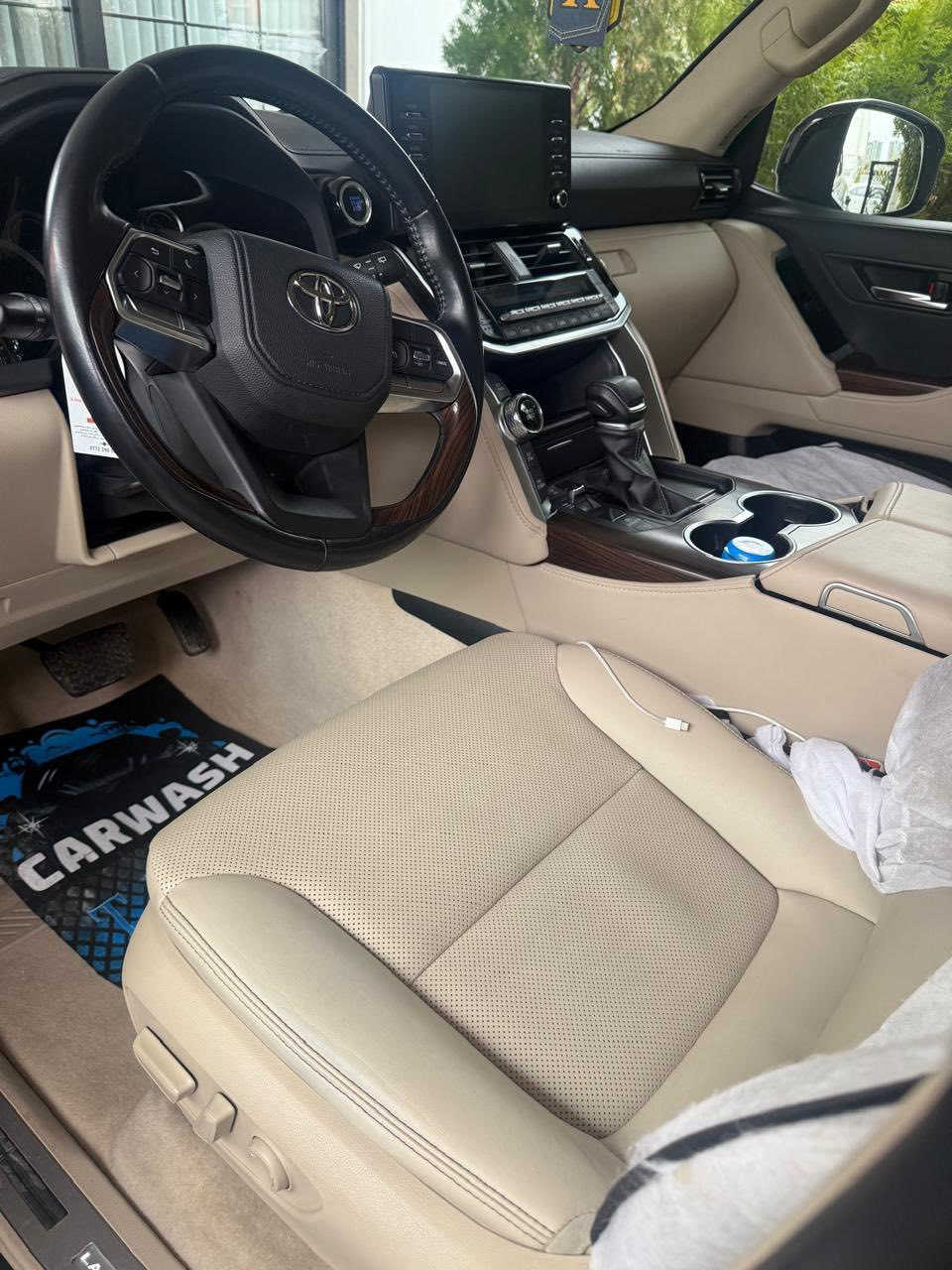 لاندكروز GXR
موديل 2022 ساز باب اول 3 دكم 
رقم اربيل ماشية 60 الف كيلو حقيقي السيارة مطالعة من اربيل جديدة جدا وبأسمي. 
السيارة تنفس طبيعي محرك 4000 مكان السيارة أربيل فقط اتصال واتساب وخط ***********
