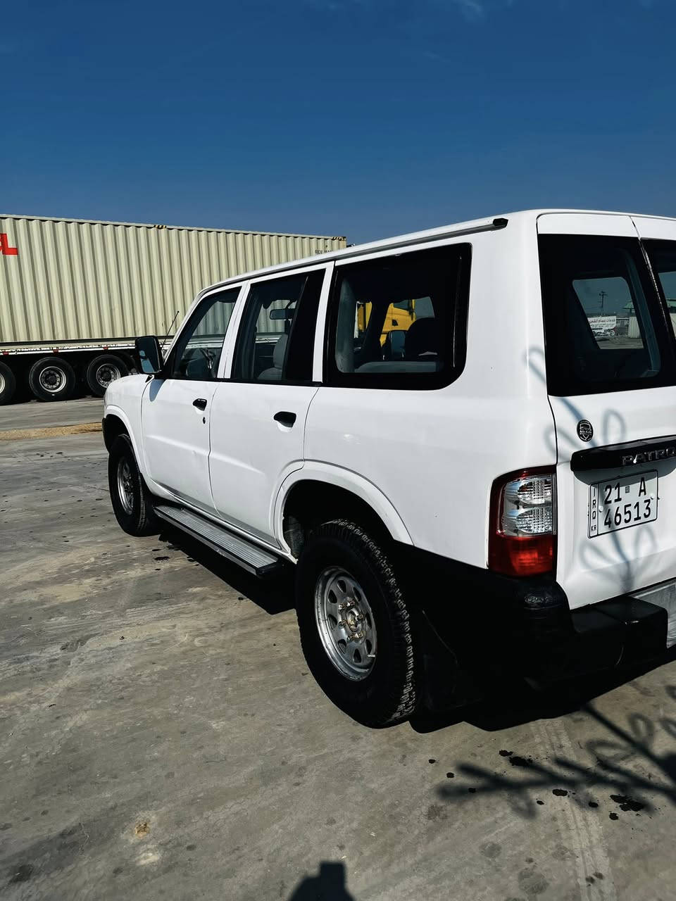 السلام عليكم نيسان باترول 2001 رقم سلمانيه. سنويه ال 30 محرك وكير وضع شركه تخم تاير صدر كله جديد. كير عادي سياره جديده كلش بيه بس بنيد رش والباقي مكفول المكان واسط الصويره السعر 96$ لاستفسار ***********
