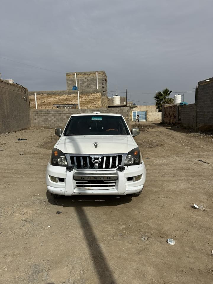 كنو البيع موديل 2012  بدون رقم سيارة كفاله عامه سيارة جاهزة كهربائيات شغاله تبريد تتفه السعر 27 وبيه مجال ***********
