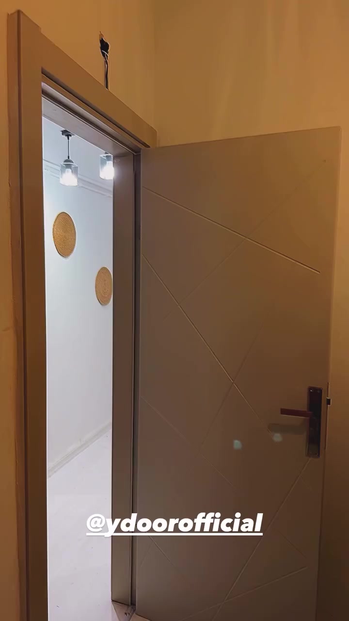 تم بحمد الله إرسال أبواب YDOOR إلى عميلنا الكريم السيد محمود بيطار 🏡🚛
نشكركم على ثقتكم بمنتجاتنا، ونتمنى أن تنال الأبواب رضاكم وجودتكم العالية كما وعدناكم دائما
Mahmoud Bitar 
📦 جودة تركية
🚪 تصميم أنيق
🛠️ تنفيذ احترافي
#YDOOR #ابواب_تركية #جودة_وتراث #ابواب_داخلية #ثقة_العملاء


**إذا كنت صاحب هذا الإعلان وتريد حذفه لأي سبب، رجاءا أرسل رسالة إلى الدعم الفني**