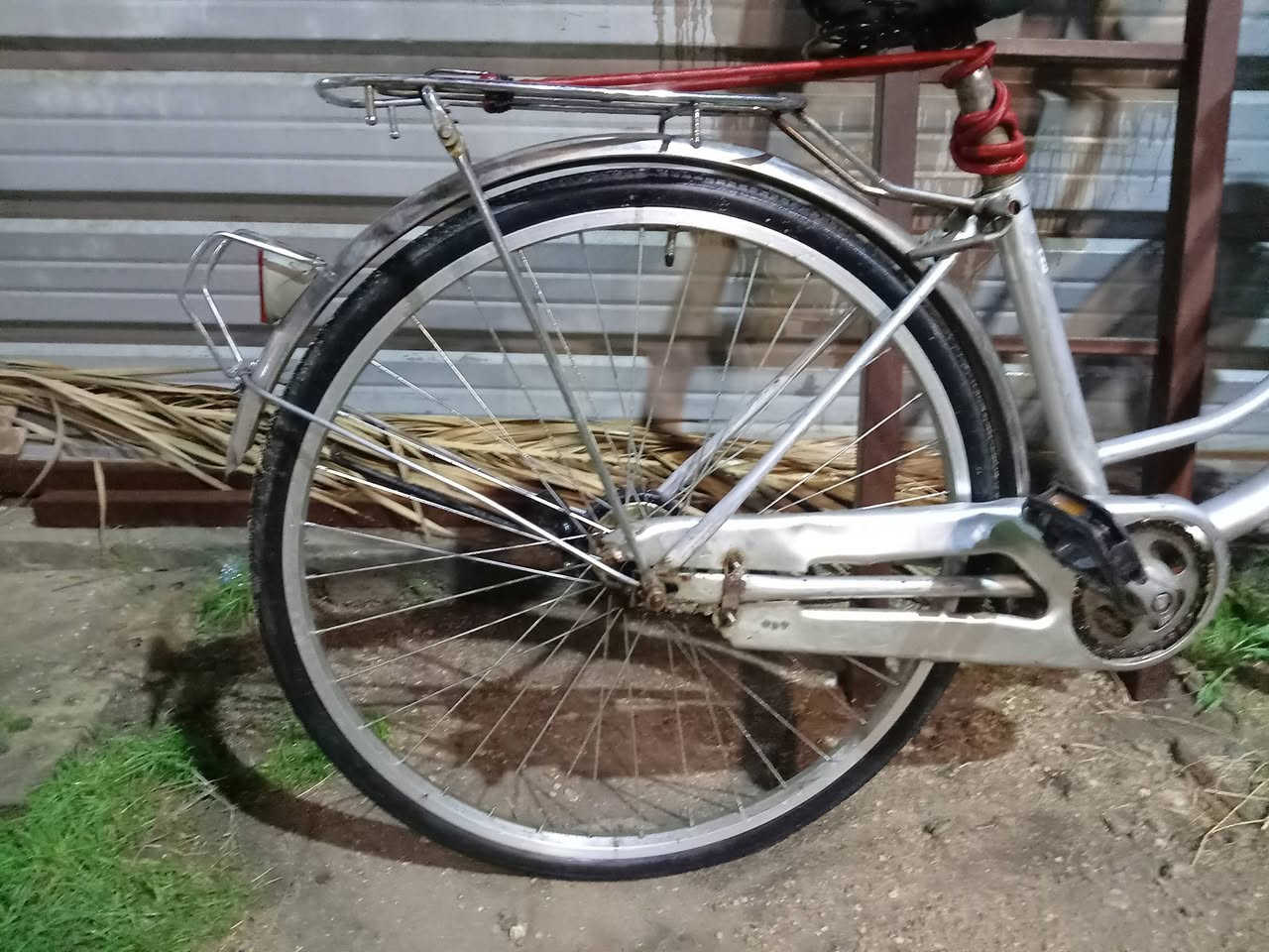 بايسكل بناتي للبيع
كلشي ما بيه

الزنجيل مدهن

فسفور ورا موجود

بريكات شغالة خلفي وامامي

الحجم 26

ستيرن عدل ومو معووج

السعر 90 واكو مجال

للاستفسار على الواتساب هذا الرقم مالتي

***********

العنوان حي الاعلام مثلجات الريان

وملاحظة اذا عندك بايسكل بناتي تعال نراوس
