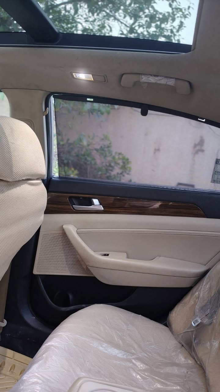 سوناتا خليجي 2017
رقم انكليزي نجف باسمي ثاني يوم اداورلك محرك 2400دوش    فول مواصفات ما عدى البصمه بانوراما لد قطعتين تبريد صاجي دواخل بيه جاملغ وبنيد مفتوحتان بس السعر 140 ورقه 
مكاني النجف الاشرف للاستفسار اتصل على ***********
